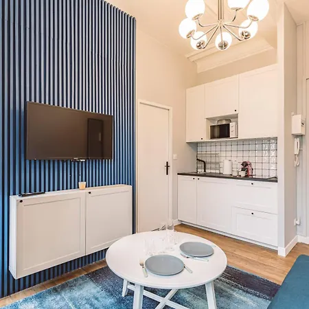 Appartement Le Mediterraneen, Face A La Cathedrale - 2d *