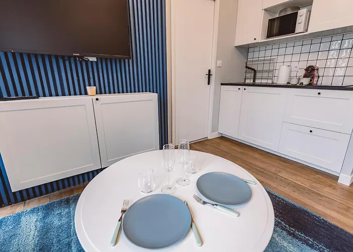 Апартаменты Le Mediterraneen, Face A La Cathedrale - 2d