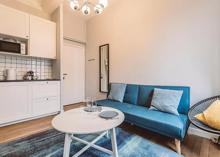 Le Mediterraneen, Face A La Cathedrale - 2d Апартаменты Реймс